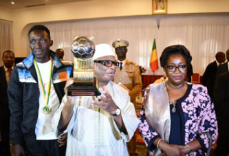 U20 Niger 2019 : IBK reçoit les Aiglons, champions d’Afrique