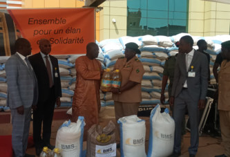 BMS : 20 tonnes de riz, 10 tonnes de sucre, et 400 cartons d’huile offrent aux veuves et orphelins des militaires