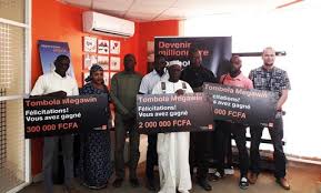 Tombola Mégawin Orange Mali: Les heureux gagnants du mois de mars reçoivent leurs gains