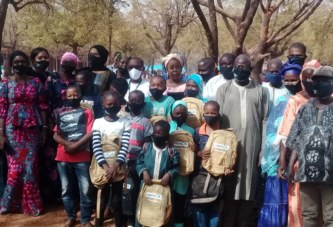 Société Yara Oil : Des kits scolaires et sanitaires offerts aux enfants démunis