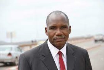 Intégration de contractuels dans la fonction publique : Konimba Sidibé, ancien ministre, demande au gouvernement d’y sursoir