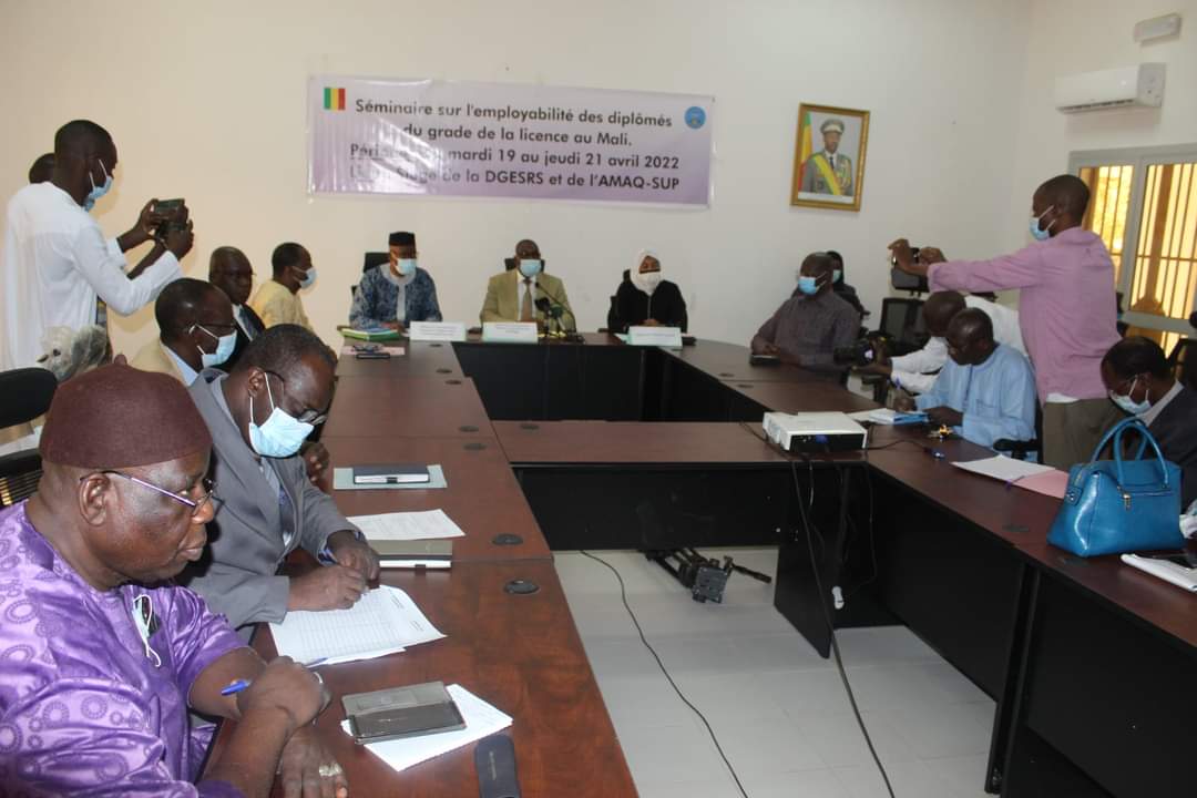 MESRS : Lancement du Séminaire de réflexions sur l’employabilité des détenteurs du diplôme de la licence au Mali