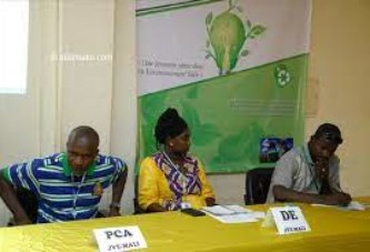 ENVIRONNEMENT : Les Jeunes Volontaires pour l’Environnement (JVE MAL) organise un Sit-in de plaidoyer en faveur de l’environnement