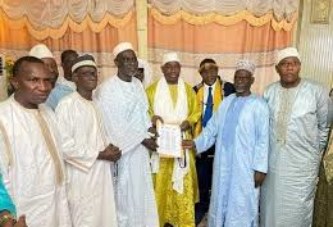 Affaire 49 militaires ivoiriens : Une délégation religieuse sous la méditation de Chérif Ousmane Madani Haidara reçue par le PM par intérim
