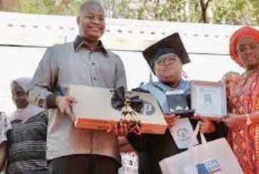 Graduation de la promotion 2021-2022 : Sup Management honore la mémoire de Nelson Mandela