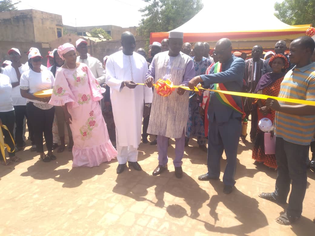Formation des jeunes en pavage de rues par l’APEJ: Inauguration de la rue Magna ka Carré de Lafiabougou