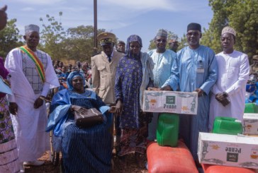 Kolokani : La remise des motos et des kits alimentaires aux personnes vulnérables