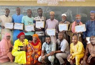 Second Cycle Camp Tiéba à Sikasso : Les membres de la promotion Sikasso récompensent leurs enseignants
